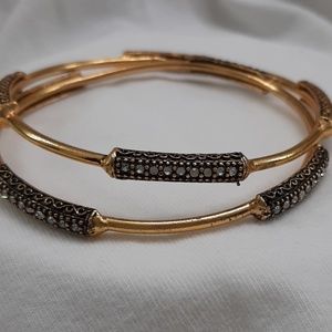 Bangle set